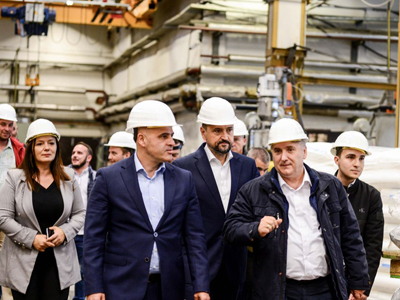 Премиерот Ковачевски во посета на Конти Хидропласт
